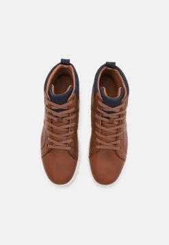 Pier One Sneakers Hoog - Cognac 11 Pier One Sneakers Hoog - Cognac -Professionele Herenkledingwinkel 0aba0c1cbdac41aab583093288086863