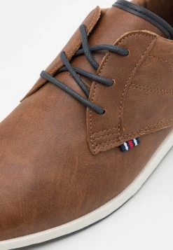 Pier One Sportieve Veterschoenen - Cognac/White 13 Pier One Sportieve Veterschoenen - Cognac/White -Professionele Herenkledingwinkel 0c2e6eb37336427d88e64335d52c7be6