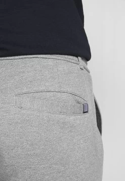 Pier One Trainingsbroek - Mottled Light Grey 13 Pier One Trainingsbroek - Mottled Light Grey -Professionele Herenkledingwinkel 166fbd41af6646baab1e7b109b5e4662