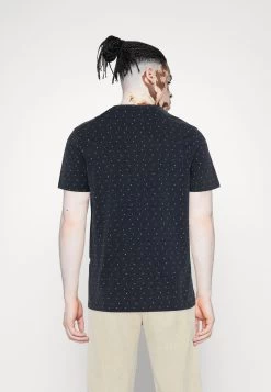 Pier One 5 Pack - T-Shirt Basic - Dark Blue/White/Red 14 Pier One 5 Pack - T-Shirt Basic - Dark Blue/White/Red -Professionele Herenkledingwinkel 295c2df551ed43f6a208a62db37e5d5f