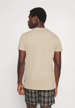 Pier One T-Shirt Basic - Beige 9 Pier One T-Shirt Basic - Beige -Professionele Herenkledingwinkel 2d454d6e6e9d44d68ce05db01a57b8ba