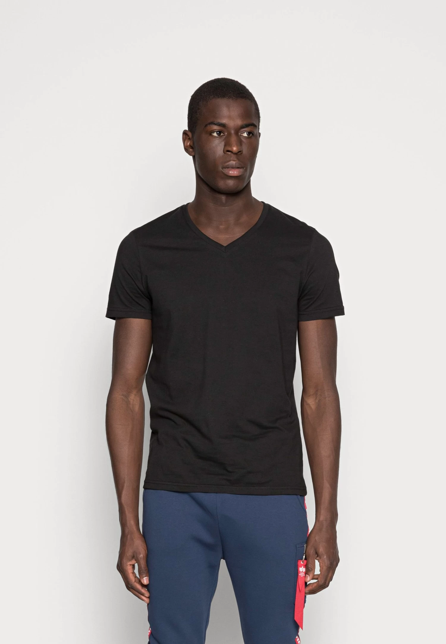 Pier One 3 Pack- T-Shirt Basic - Black 4 Pier One 3 Pack- T-Shirt Basic - Black - Afbeelding 2