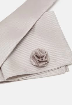 Pier One Set - Overige Accessoires - Silver 11 Pier One Set - Overige Accessoires - Silver -Professionele Herenkledingwinkel 452e98d41bb04aa69987b4e354cb6b93