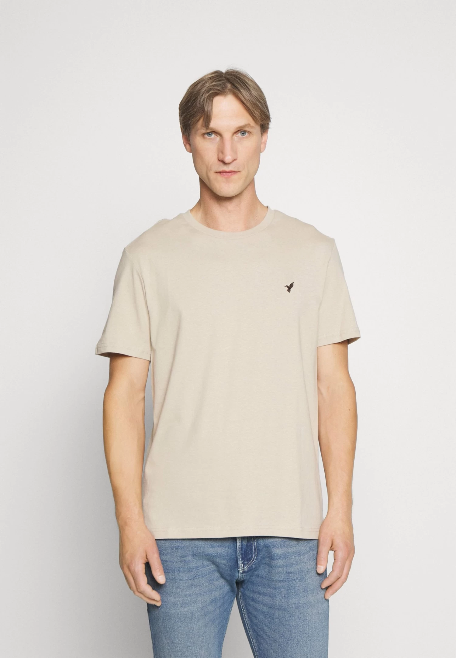 Pier One 3 Pack - T-Shirt Basic - Dark Blue/Beige/Dark Brown 4 Pier One 3 Pack - T-Shirt Basic - Dark Blue/Beige/Dark Brown - Afbeelding 2