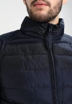 Pier One Bodywarmer - Dark Blue 11 Pier One Bodywarmer - Dark Blue -Professionele Herenkledingwinkel 4a67bad80cd44f88b9830e357ef24968