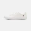 Pier One Unisex - Sneakers Laag - White -Professionele Herenkledingwinkel 4d5a85fb07034b32bc3535edb39c8bc0