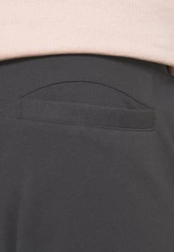 Pier One Trainingsbroek - Dark Grey -Professionele Herenkledingwinkel 4dba7bd6995145a9b07e0b61cdb4749a