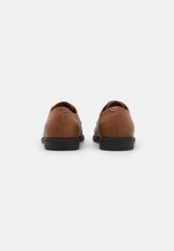 Pier One Veterschoenen - Cognac 10 Pier One Veterschoenen - Cognac -Professionele Herenkledingwinkel 5012910c5d9c403a93aa2311bb64512b