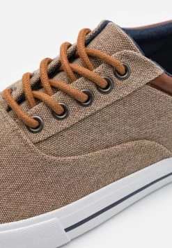 Pier One Sneakers Laag - Taupe -Professionele Herenkledingwinkel 568ff77f29e948d7b02ad6e5b93fa449