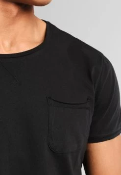 Pier One Garment Tee - T-Shirt Basic - Black 12 Pier One Garment Tee - T-Shirt Basic - Black -Professionele Herenkledingwinkel 6a108a6cdc0a40208a060ee0ef6ba83f