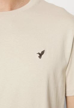 Pier One 3 Pack - T-Shirt Basic - Dark Blue/Beige/Dark Brown 15 Pier One 3 Pack - T-Shirt Basic - Dark Blue/Beige/Dark Brown -Professionele Herenkledingwinkel 6aa4060b49ed4652b723b5c8ab44249b