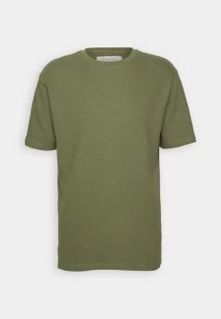 Pier One T-Shirt Basic - Olive 11 Pier One T-Shirt Basic - Olive -Professionele Herenkledingwinkel 8663ae78debf40168c759ec1966f1e78
