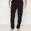 Pier One Pyjamabroek - Black 2 Pier One Pyjamabroek - Black -Professionele Herenkledingwinkel 878fbafb674c47a58dfd052574a2cb61