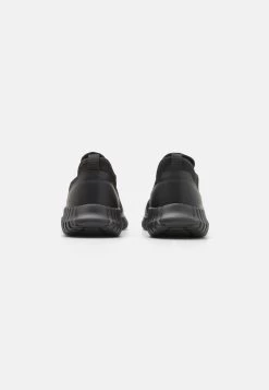 Pier One Sneakers Laag - Black -Professionele Herenkledingwinkel 8c00dac42ca54760bb9e30aa6c287d7d