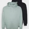 Pier One 2 Pack- Hoodie - Black/Green 2 Pier One 2 Pack- Hoodie - Black/Green -Professionele Herenkledingwinkel 995655df35664fffa6429d93bb981d5e