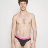 Pier One Branded Waistband Briefs 3 Pack - Slip - Black -Professionele Herenkledingwinkel 9cc65fa0ffca43b1a4b82cd8400a2eb3