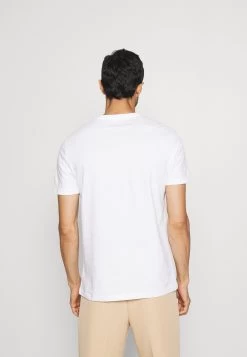 Pier One 5 Pack - T-Shirt Basic - White/Black/Bordeaux 14 Pier One 5 Pack - T-Shirt Basic - White/Black/Bordeaux -Professionele Herenkledingwinkel 9f1e9f18a0014b9c9223e071e1cbbb85