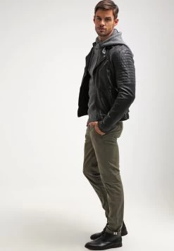 Pier One Hoodie - Dark Grey Melange 11 Pier One Hoodie - Dark Grey Melange -Professionele Herenkledingwinkel a0a4f6d9ccfc44b0943378e3f8d3746c