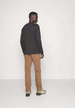 Pier One 3 Pack Unisex- Longsleeve - Black/Bordeaux/Dark Green 11 Pier One 3 Pack Unisex- Longsleeve - Black/Bordeaux/Dark Green -Professionele Herenkledingwinkel a2aa8a4e8b484e99969d8950461dc79e