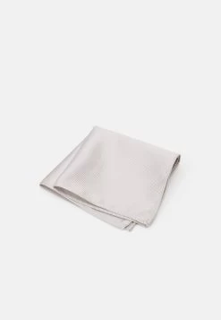 Pier One Set - Overige Accessoires - Silver 10 Pier One Set - Overige Accessoires - Silver -Professionele Herenkledingwinkel ac188c39a46c41b28b7968f88d050584