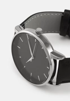 Pier One Horloge - Black/Silvercoloured -Professionele Herenkledingwinkel b21304d4d8ec4553ac54e4d73133cd2c