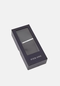 Pier One Set - Stropdas - Black -Professionele Herenkledingwinkel b6f134e0211046c2b37e1bc8ea8571a9