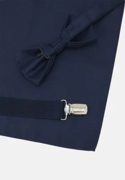 Pier One Set- Overige Accessoires - Dark Blue 13 Pier One Set- Overige Accessoires - Dark Blue -Professionele Herenkledingwinkel c2b7d8a84046495a808433be18c99432