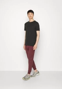 Pier One Trainingsbroek - Bordeaux -Professionele Herenkledingwinkel c846d6347fb74014a44572be5dea9ec7