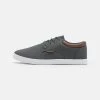 Pier One Unisex - Sneakers Laag - Grey 1 Pier One Unisex - Sneakers Laag - Grey -Professionele Herenkledingwinkel cc86d06e2b1b4093a6b997ba1b0bda84