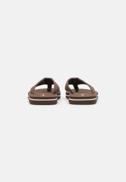 Pier One Teensandalen - Brown 10 Pier One Teensandalen - Brown -Professionele Herenkledingwinkel d02ec5d86dd740a39b070710c53791a6