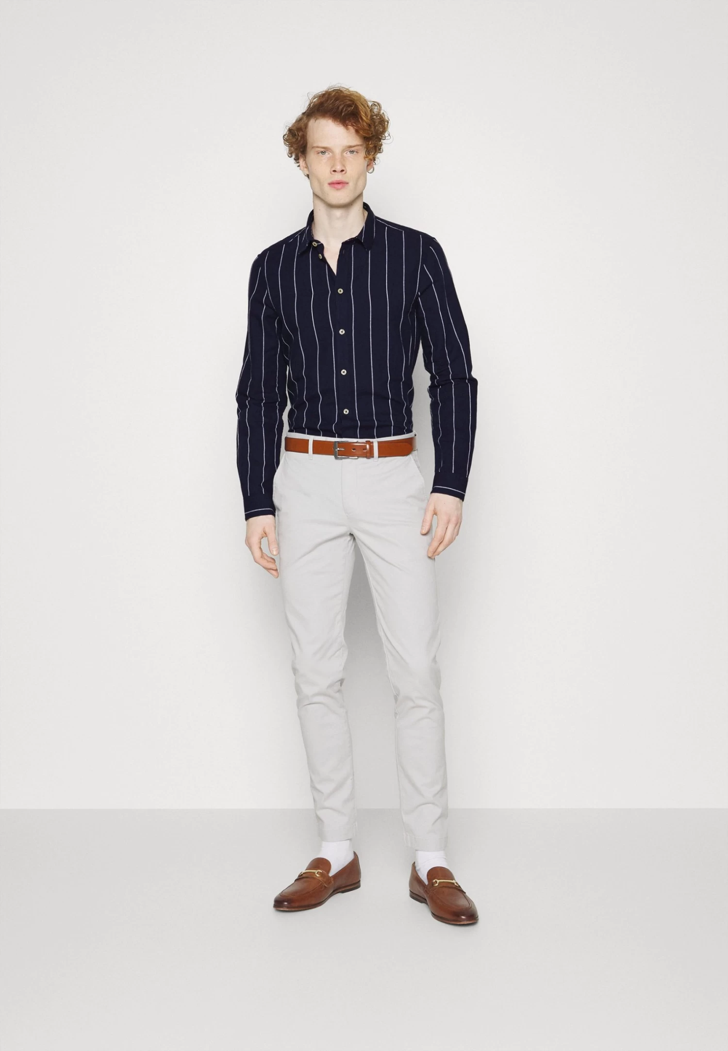 Pier One Linen Mix Stripe - Overhemd - Dark Blue 4 Pier One Linen Mix Stripe - Overhemd - Dark Blue - Afbeelding 2