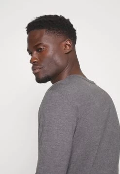 Pier One Longsleeve - Dark Grey Melange 11 Pier One Longsleeve - Dark Grey Melange -Professionele Herenkledingwinkel dca7c9e513d947e8b4fb652aa8572f1f