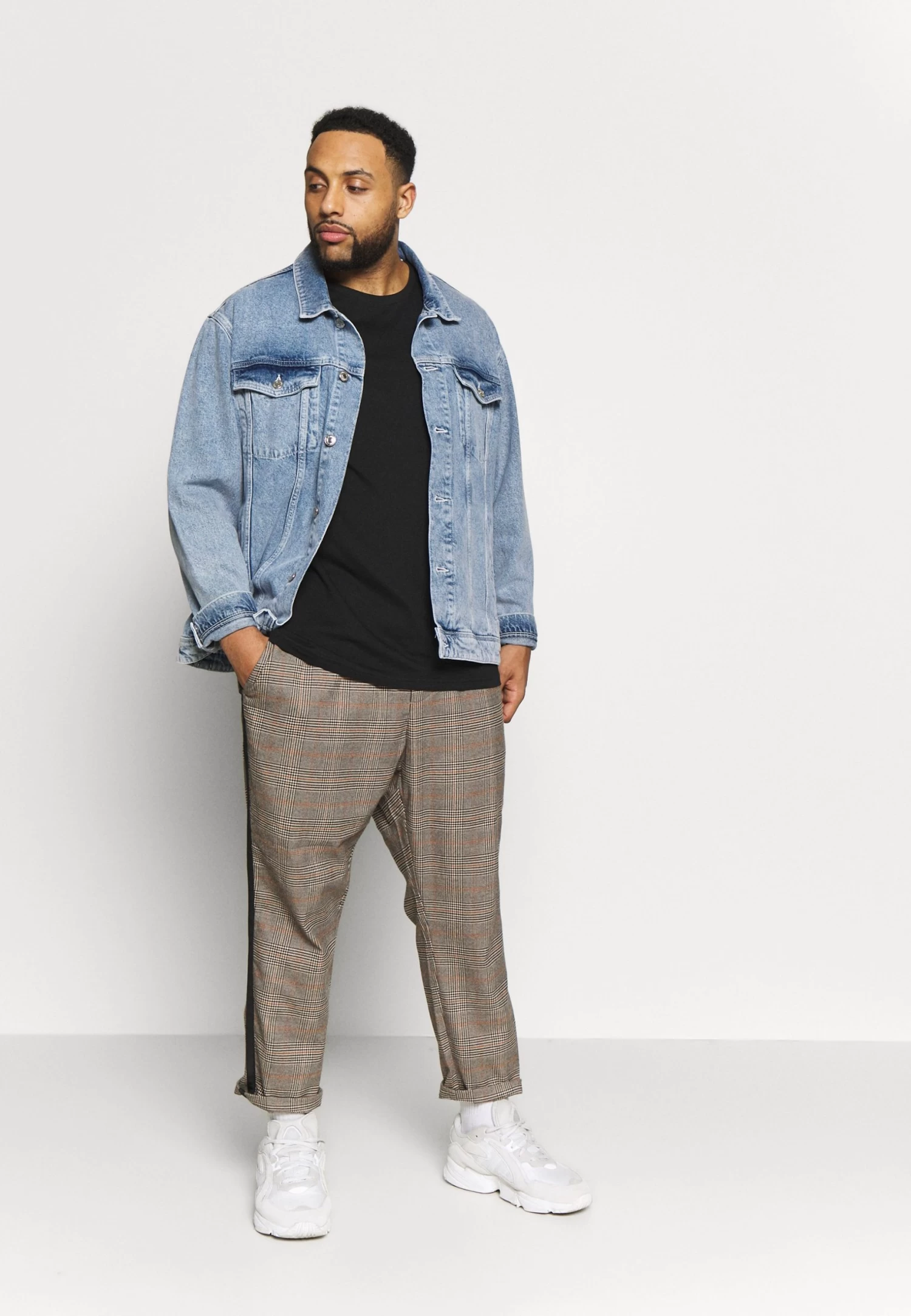 Pier One 2 Pack - T-Shirt Basic -Black 3 Pier One 2 Pack - T-Shirt Basic -Black