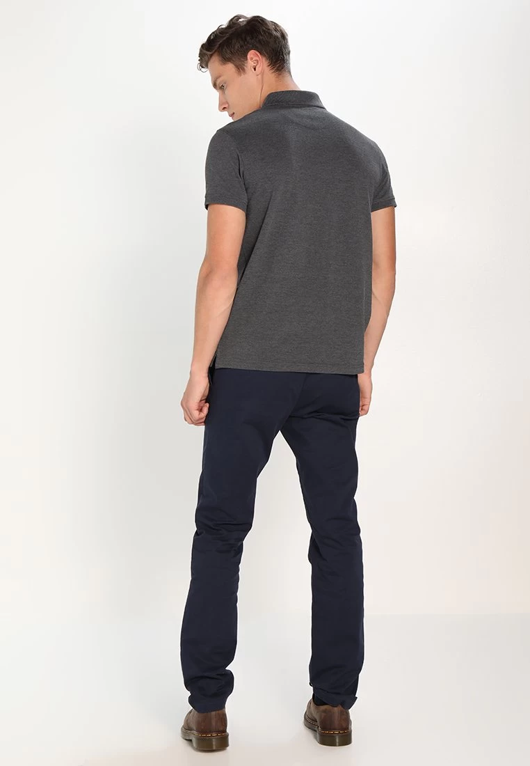 Pier One Basic - Poloshirt - Dark Grey Melange 5 Pier One Basic - Poloshirt - Dark Grey Melange - Afbeelding 3