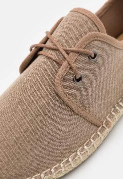 Pier One Sportieve Veterschoenen - Beige -Professionele Herenkledingwinkel e9c745a0841d4600ba523faac59256d6