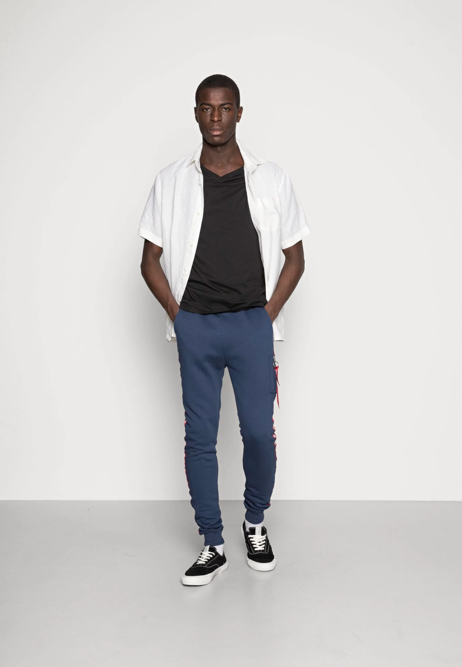 Pier One 3 Pack- T-Shirt Basic - Black 3 Pier One 3 Pack- T-Shirt Basic - Black