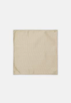 Pier One Set - Overige Accessoires - Beige 12 Pier One Set - Overige Accessoires - Beige -Professionele Herenkledingwinkel ee766886fde8441082c1e198625ed5c2