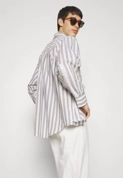 Pier One Carpenter Colored Twill- Straight Leg Jeans - Off-White 14 Pier One Carpenter Colored Twill- Straight Leg Jeans - Off-White -Professionele Herenkledingwinkel f0d77a0b472943a38700461ba111bcb9