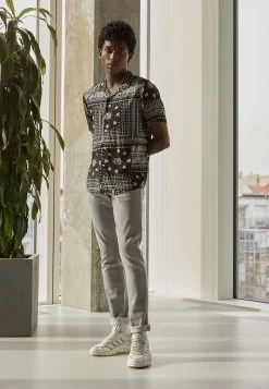 Pier One Unisex - Overhemd - Black