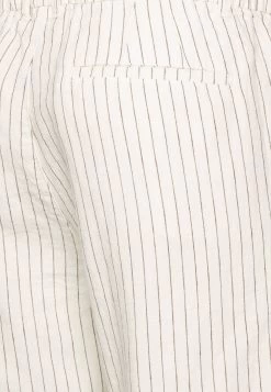 Pier One Linen Blend Drawcord Shorts- Shorts - Off-White -Professionele Herenkledingwinkel f49c7de0cfa048f4bc002dc26d1abcb2