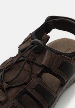 Pier One Leather - Outdoorsandalen - Brown -Professionele Herenkledingwinkel fe4ac8c516524342a23bf7dfc5e9f947