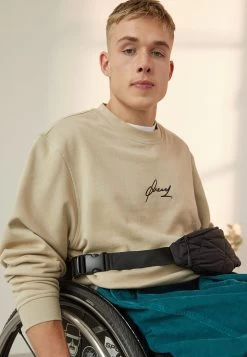 Pier One Sweater - Tan